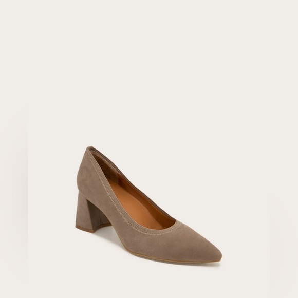 GENTLE SOULS - Dionne Suede Heel - Picture 2 of 12